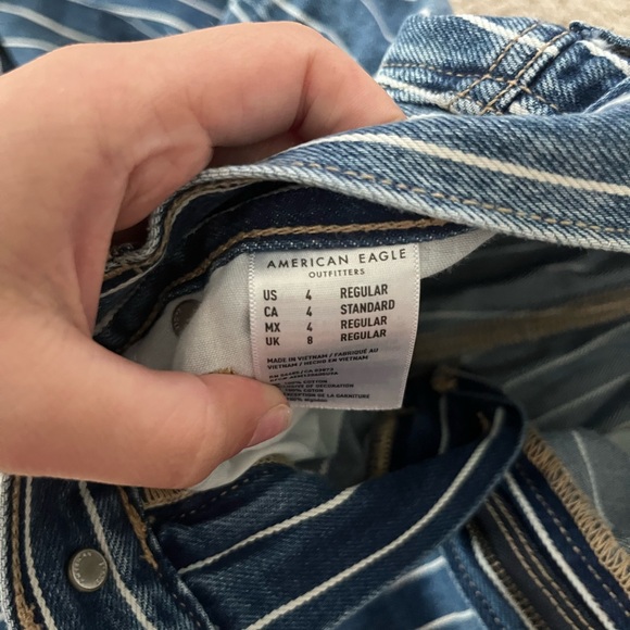 American Eagle white striped jean - Picture 3 of 3